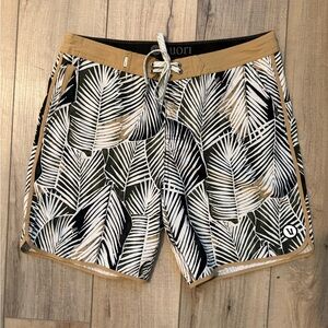 Vuori Men's Swim Trunks Board Shorts Palm Fronds Size 32 Small Medium